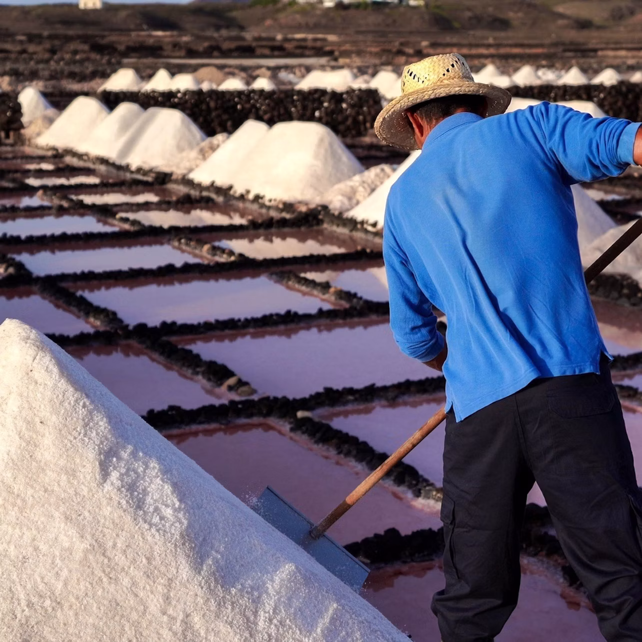 Salinero working in Salinas de Janubio.
