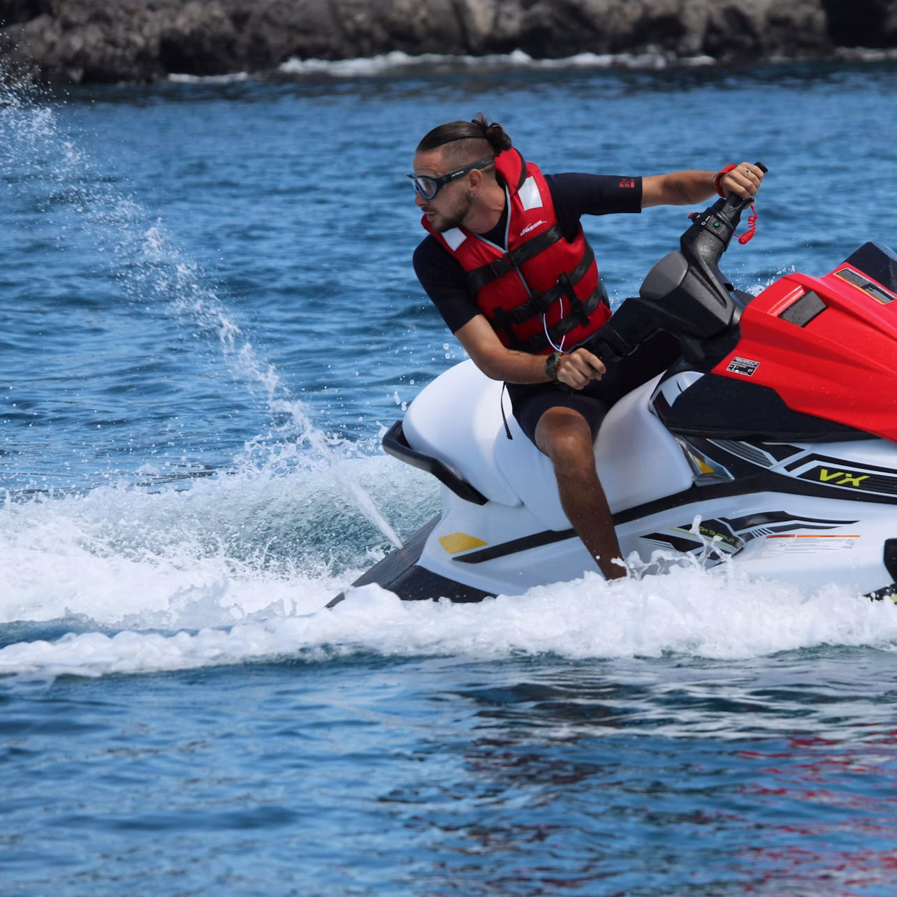Experienced or beginner, we adapt the tour to you thanks to the small group guarantee!
