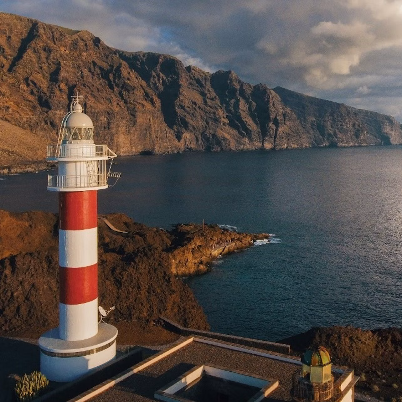 Faro de Punta de Teno