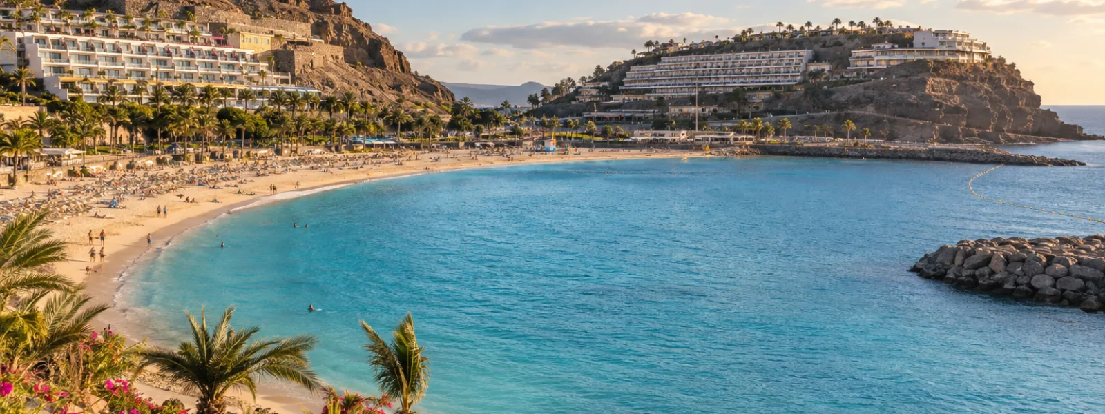 Playa de Amadores bay and hillside resort hotels in Gran Canaria
