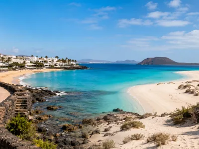 Puerto del Carmen in Lanzarote compared with Corralejo in Fuerteventura for a Canary Islands holiday
