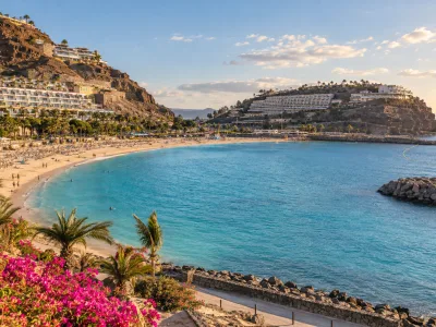 Playa de Amadores bay and hillside resort hotels in Gran Canaria