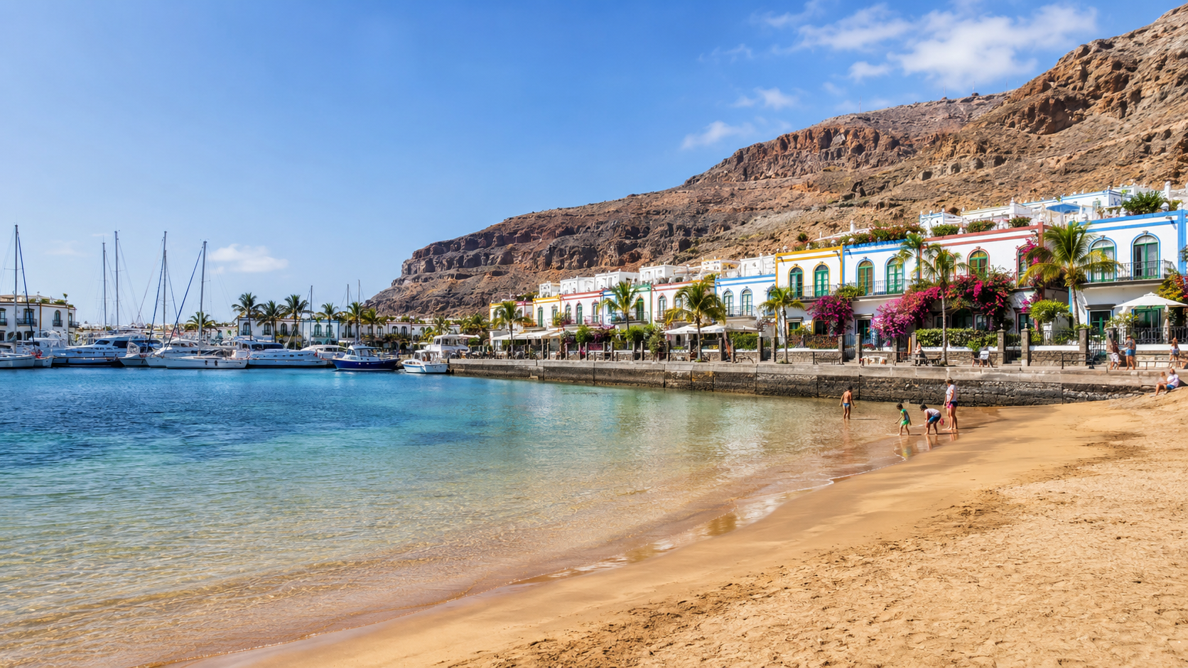 Puerto de Mogan family beach and marina in Gran Canaria